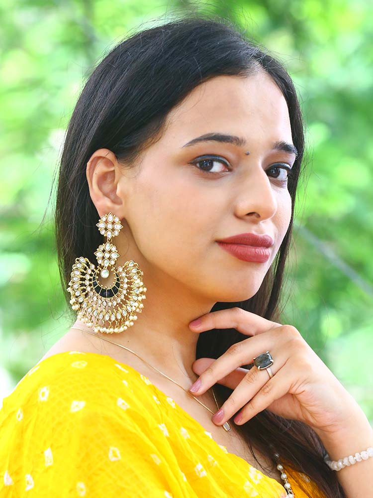 Jet Chakra Chandbalis