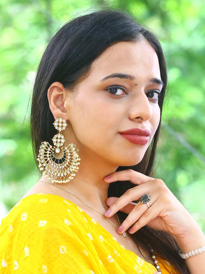 Jet Chakra Chandbalis